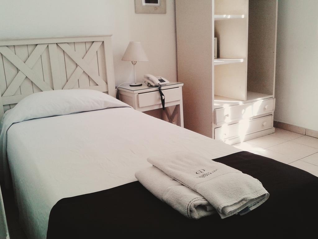 Centro Plaza Hotel Concordia Room photo